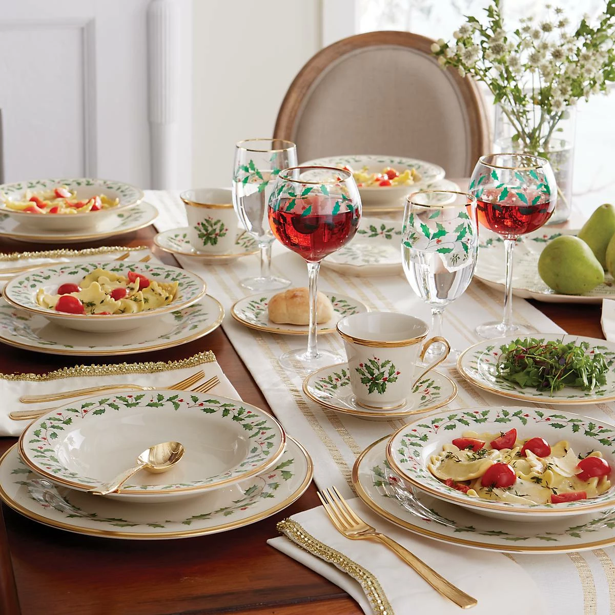 Lenox Dinnerware Holiday 12-Piece Plate & Mug Set