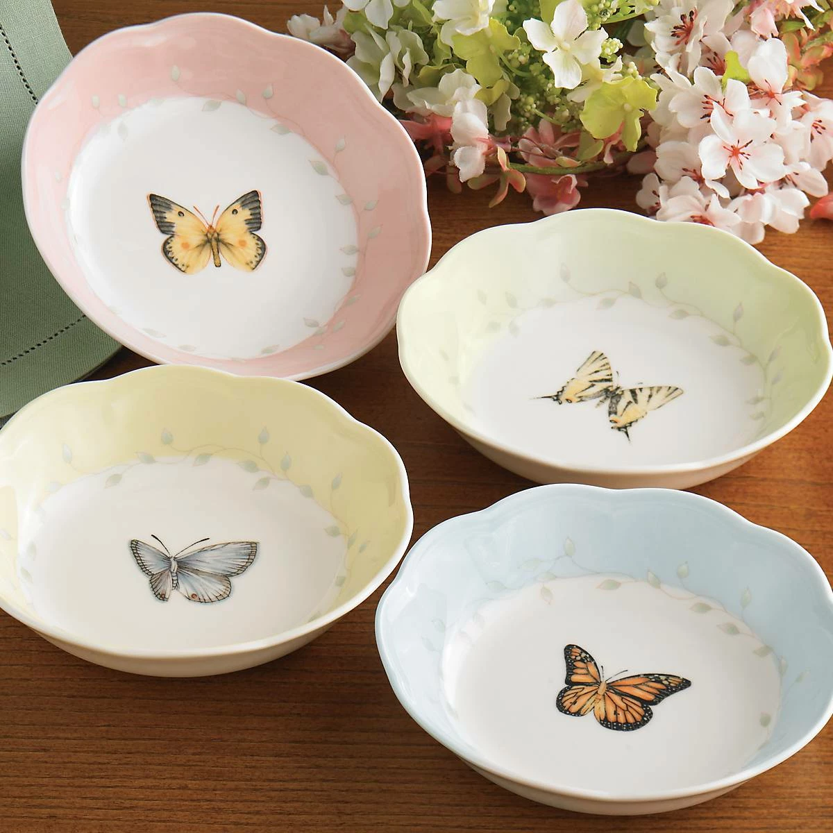 Lenox Butterfly Meadow ® 4-piece Dessert Bowl Set Dinnerware