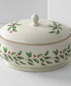 Lenox Holiday Covered Dish Kitchen