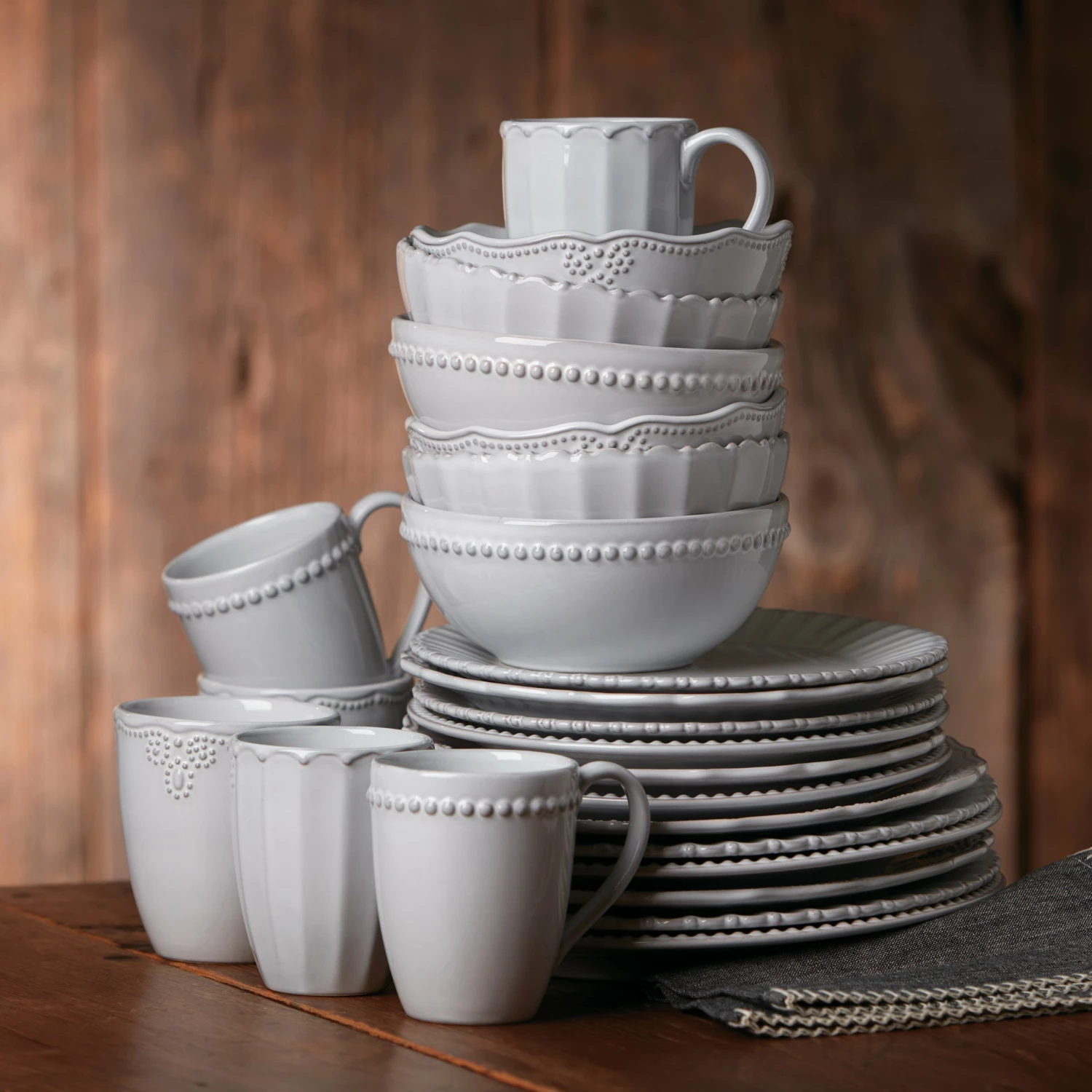 Lenox French Carved Bead 16-Piece Dinnerware Set