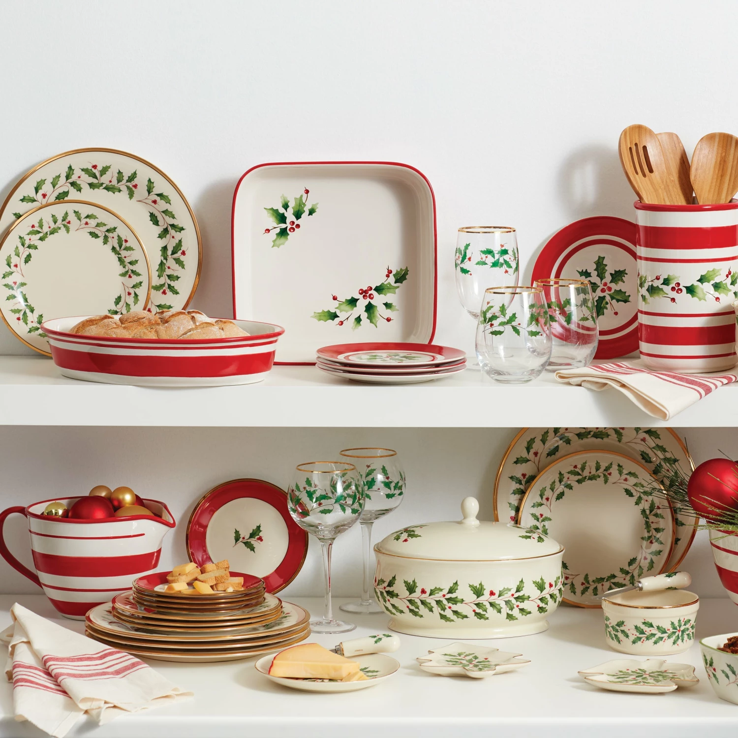 Lenox Dinnerware Holiday Handpaint Stripe Batter Bowl