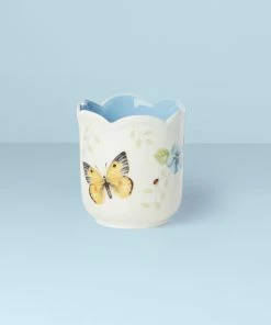 Lenox Butterfly Meadow Scalloped Blue Geranium Candle