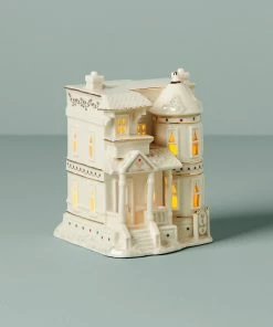 Lenox Home Décor Mistletoe Park Bed & Breakfast Figurine