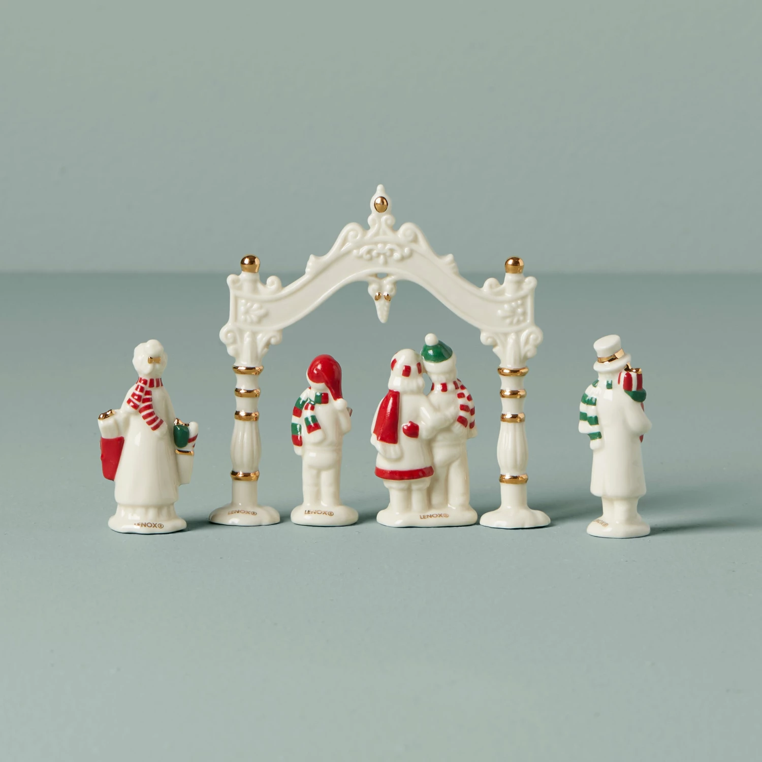 Lenox Mistletoe Park 5-Piece Figurine Set Home Décor