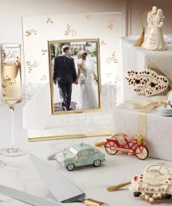 Lenox Opal Innocence Flourish Glass Picture Frame