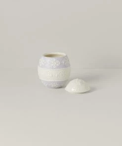 Lenox Easter Eyelet Candle Home Décor