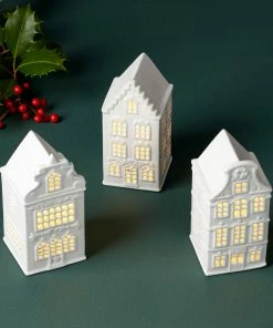 Lenox Décor Light-Up Wreath-Decorated House Figurine